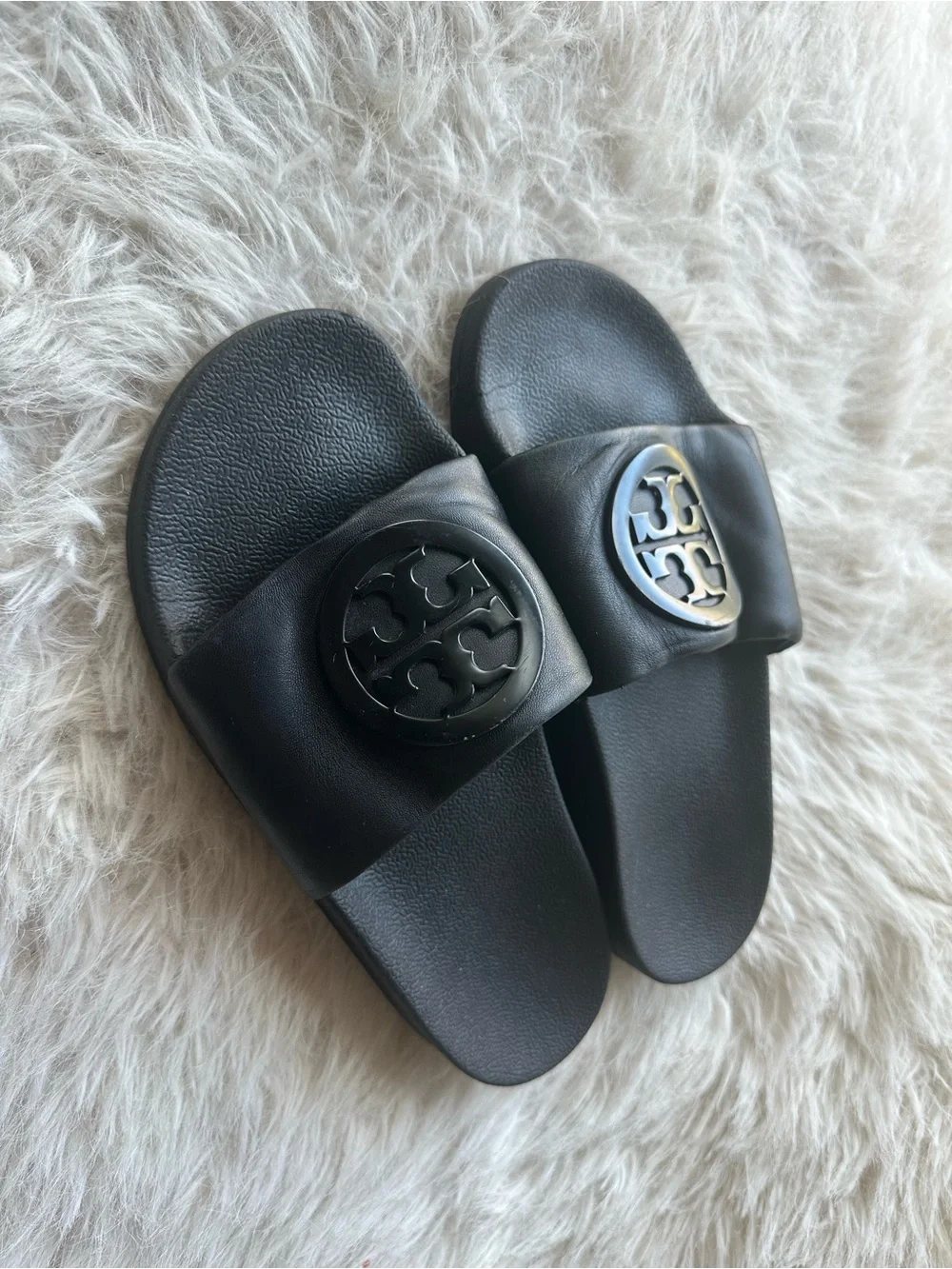 Tory Burch women’s Black Leather double T Logo Lina Slide Sandals 7
